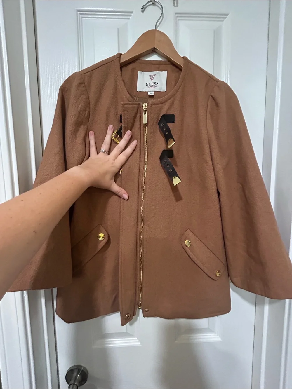 GUESS Camel Buckle Toggle Coat Jacket Small Wool Blend Preppy Quiet Luxury Chic